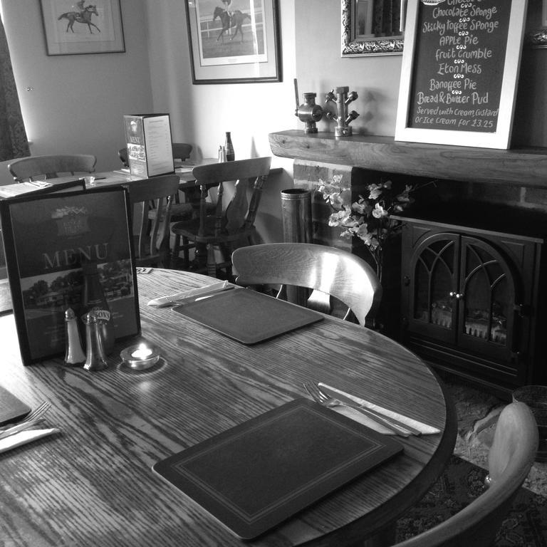 The Kings Head Inn Gloucester Exterior photo