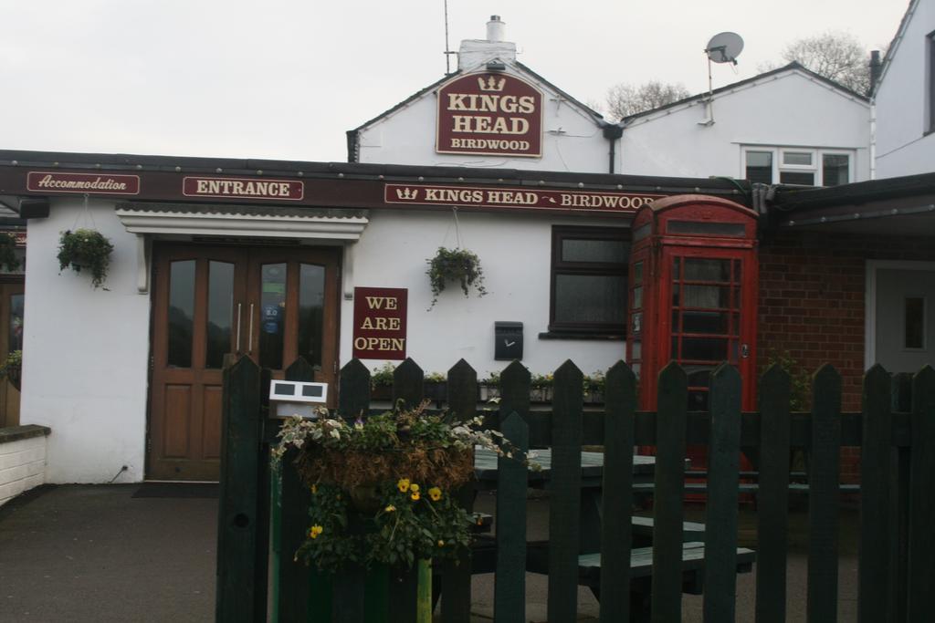 The Kings Head Inn Gloucester Exterior photo